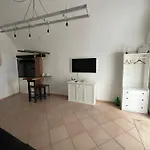 21mq Homes *