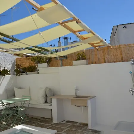 21mqsuitehomes , Con Mini Piscina Privata, Con Vasca Idromassaggio & Standard Apartment