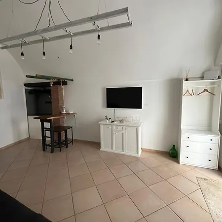21mqsuitehomes , Con Mini Piscina Privata, Con Vasca Idromassaggio & Standard *
