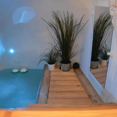 21mqsuitehomes , Con Mini Piscina Privata, Con Vasca Idromassaggio & Standard Ostuni